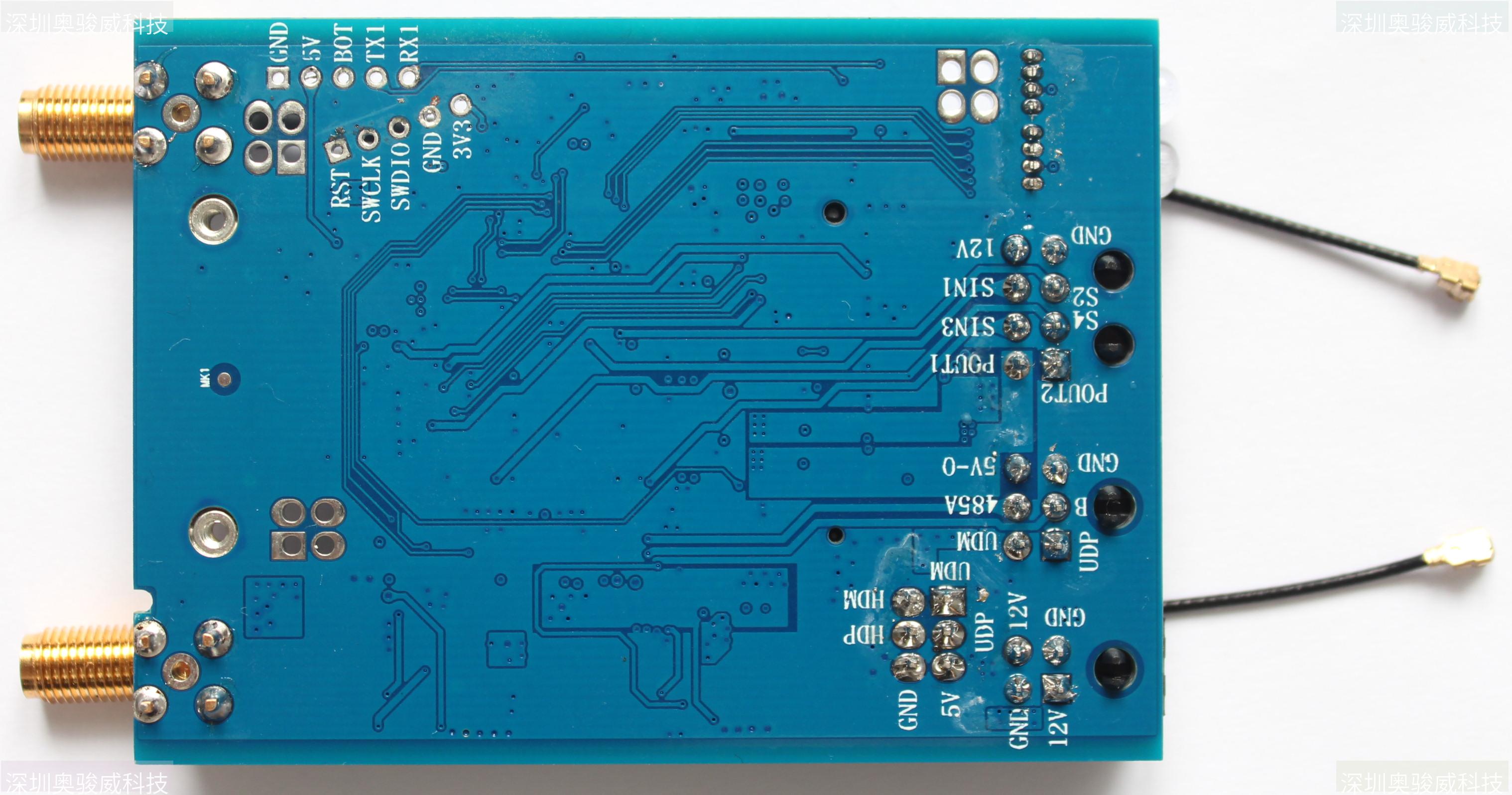 ../../../_images/STM32_HY_4G_V20_BOT1.JPG