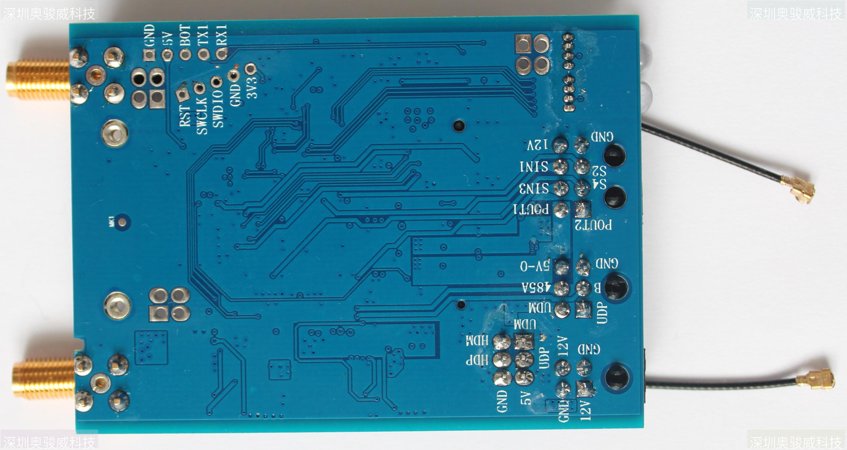 ../../../_images/STM32_HY_4G_V20_BOT2.JPG