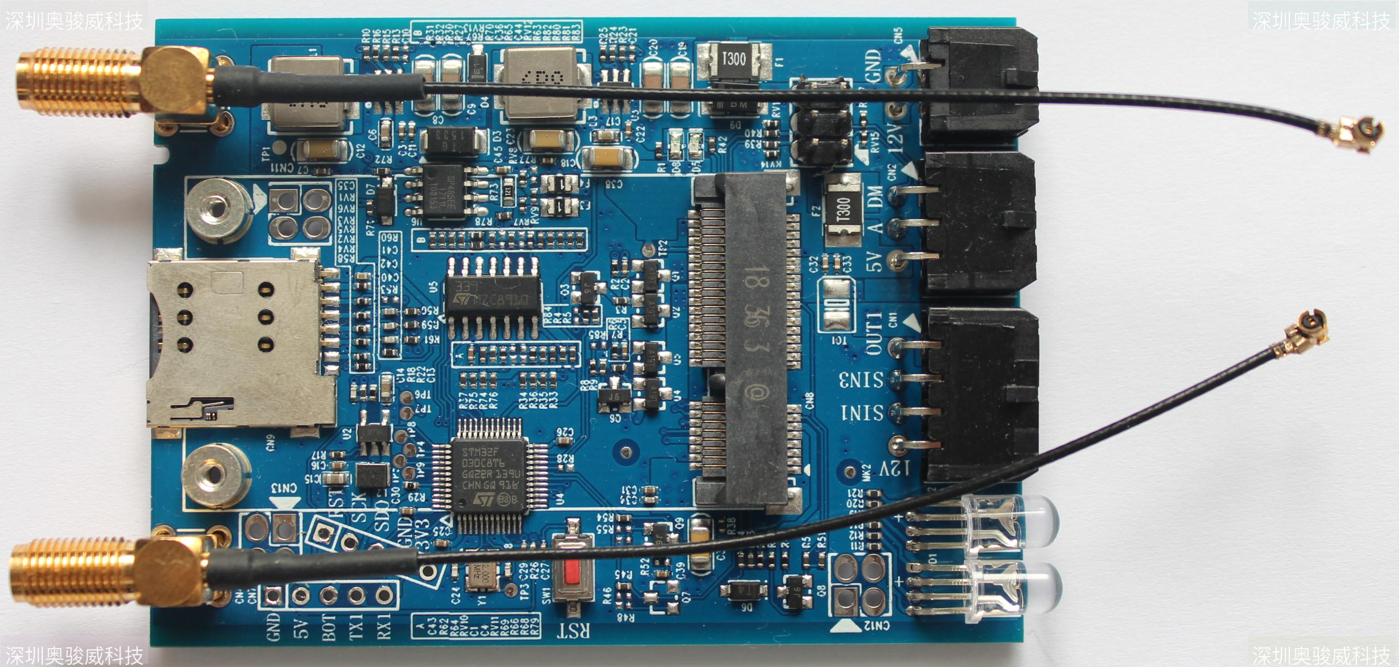 ../../../_images/STM32_HY_4G_V20_TOP1.JPG
