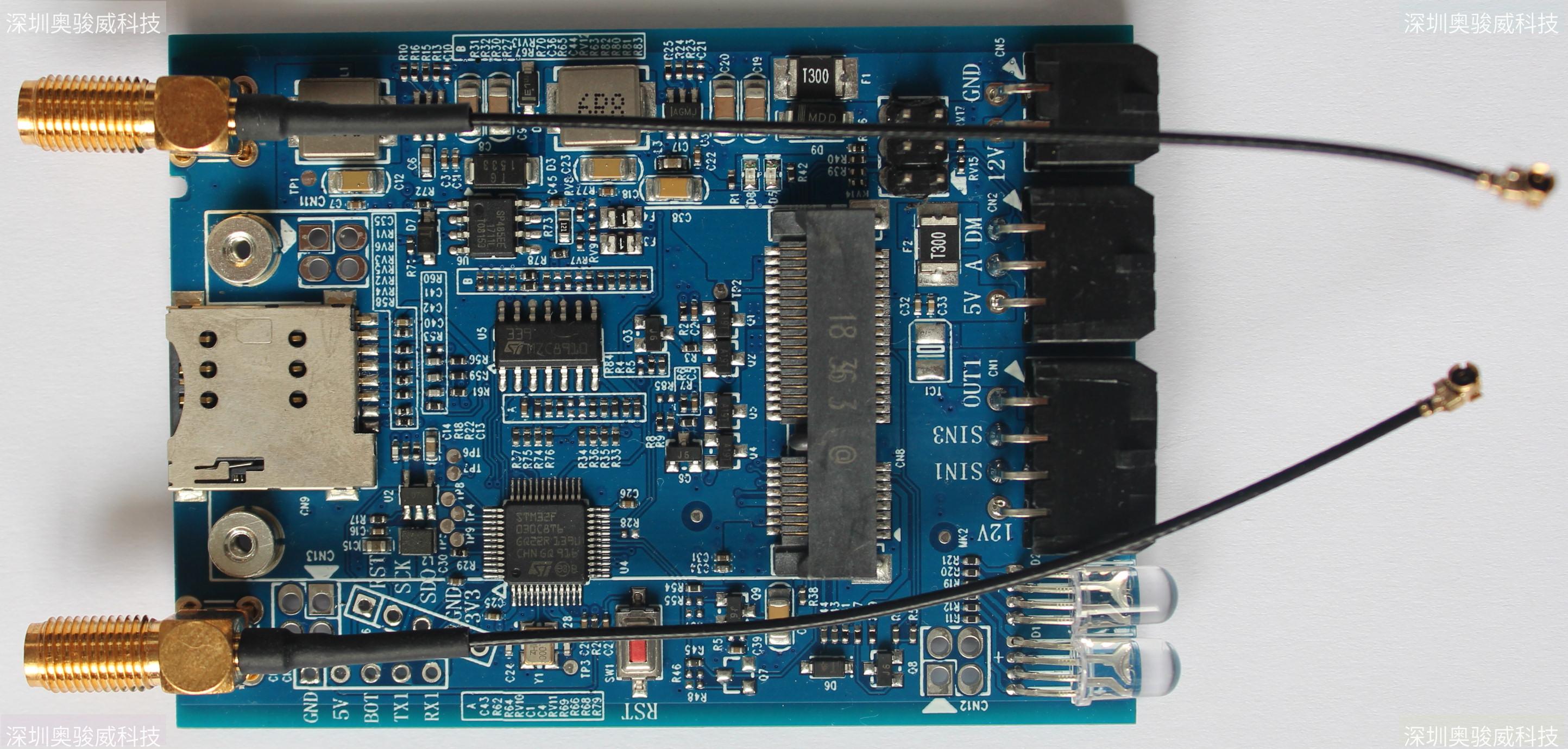 ../../../_images/STM32_HY_4G_V20_TOP2.JPG